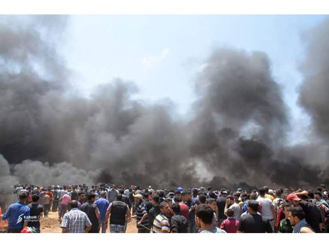 Убијено 18 Палестинаца у Појасу Газе (фото: twitter.com/GreatReturnMa) - 