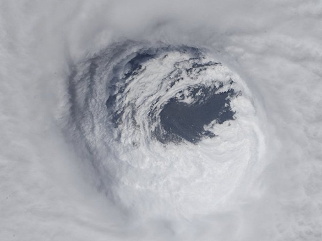 Ураган Мајкл из свемира (Фото: НАСА) - 
