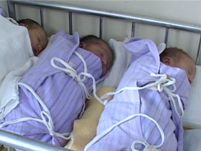 Српска богатија за 28 беба