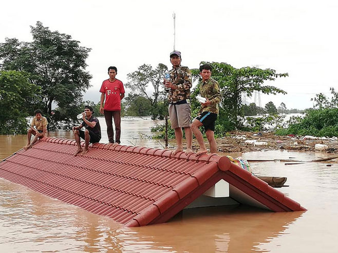Индонезија-поплаве (Фото:Khaleej Times) - Фото: Тwitter