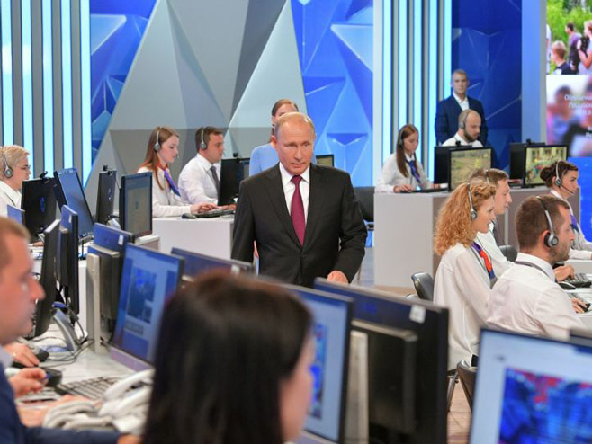 Руски председник Владимир Путин  (Фото:putnik / Алексей Дружинин) - 
