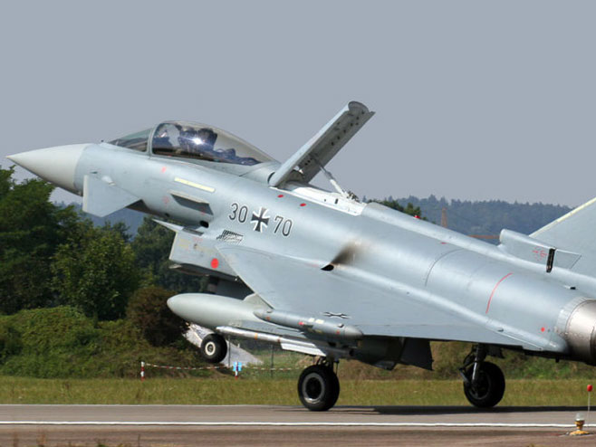 Евеофајтер (Фото: CC BY 2.0 Eurofighter Typhoon S Germany Air Force/flickr.com/people/14035760@N03) - 