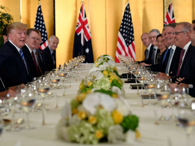 Сусрет Трампа и Морисона на самиту Г20 у Осаки (Фото: (Susan Walsh/Associated Press) - 