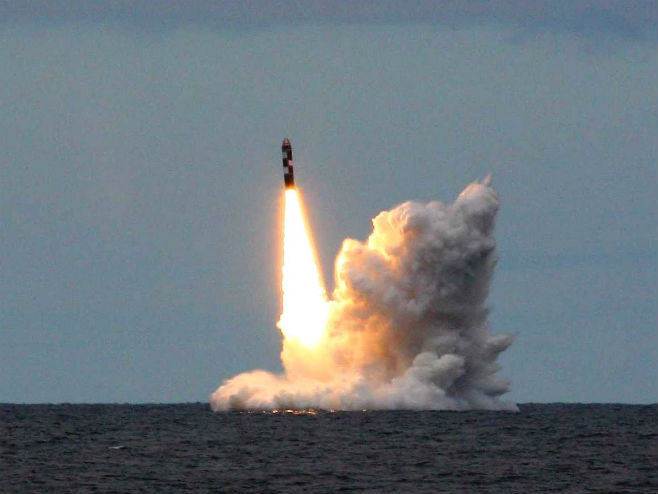 Руска балистичка ракета "булава" (Фото: Sputnik) - 