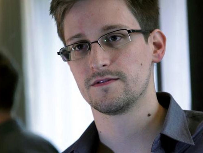 Едвард Сноуден (фото:in4s.net) - 