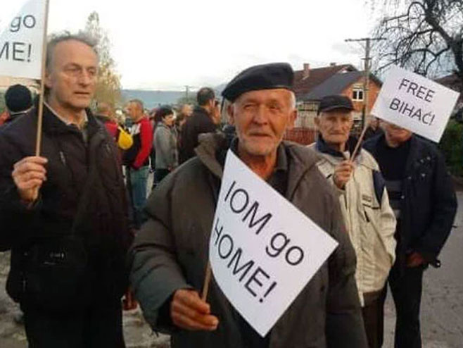 Протест грађана Бихаћа - Фото: klix.ba