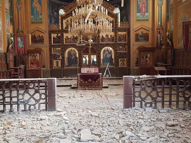 Оштећен Саборни храм Преображења Господњег у Загребу од земљотреса - 
