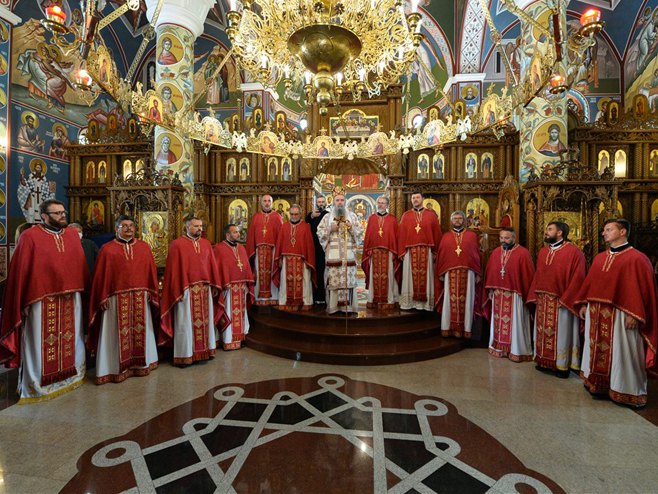 Владика Фотије - литургија - Фото: СРНА