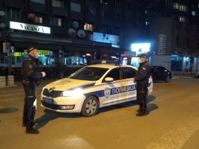 Полиција Црне Горе (фото: radiostoplus.com) - 
