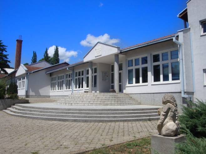 Центар "Заштити ме" - Бањалука (Фото: Раде Награисаловић/Википедија) - 