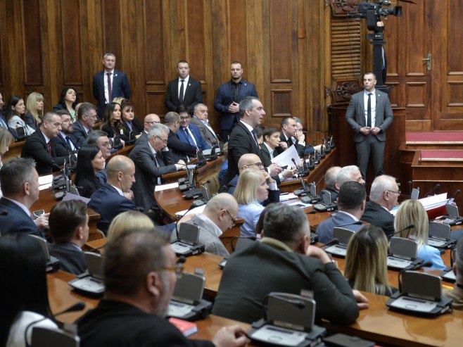 Настављена конститутивна сједница Скупштине Србије (ВИДЕО)