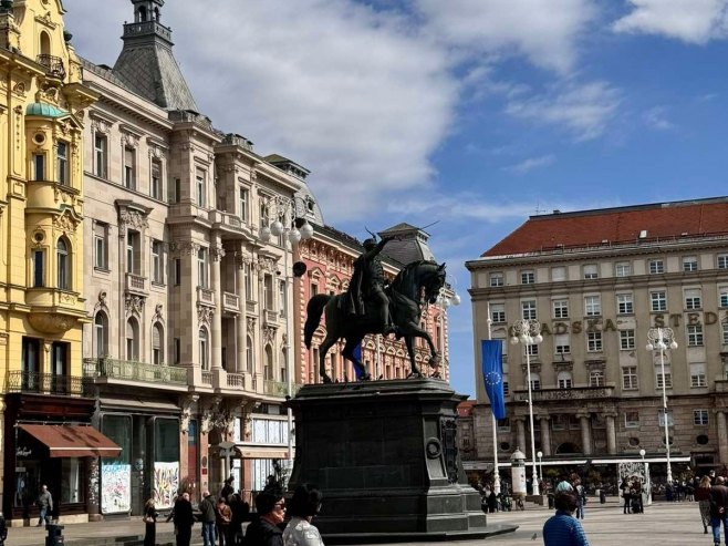 Загреб: У експлозији оштећен банкомат, нема повријеђених