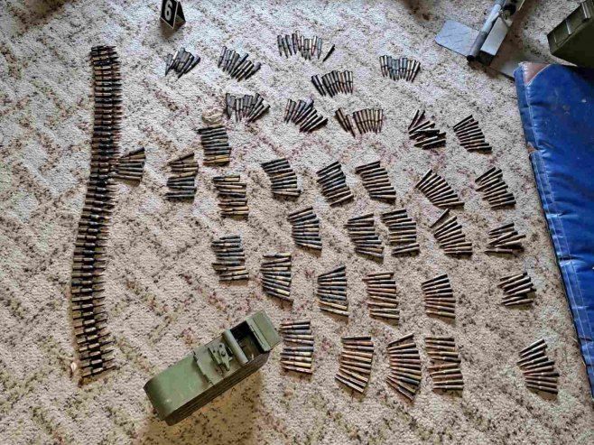 У акцији "Калибар" пронађена већа количина ватреног оружја (ФОТО)