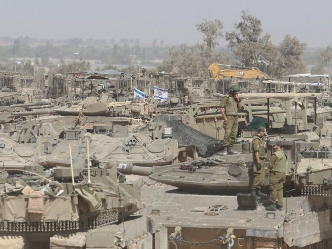 Тенкови на граници Појаса Газе