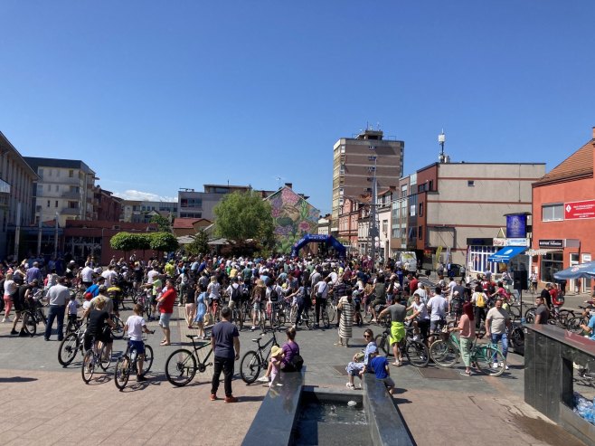 На деветој бициклијади у Приједору више од 500 учесника (ФОТО/ВИДЕО)