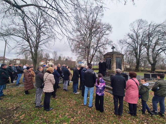 Служен парастос за жртве усташког терора у Трњаку и Доњој Дубици Служен парастос за жртве усташког терора у Трњаку и Доњој Дубици