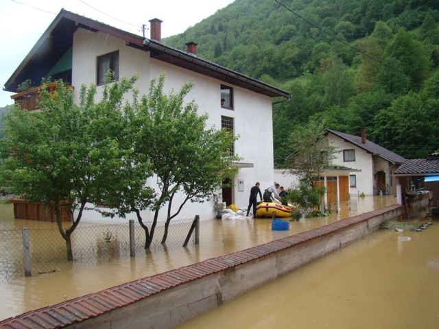 Јајце - поплаве   (Фото: Дијана Дузић)