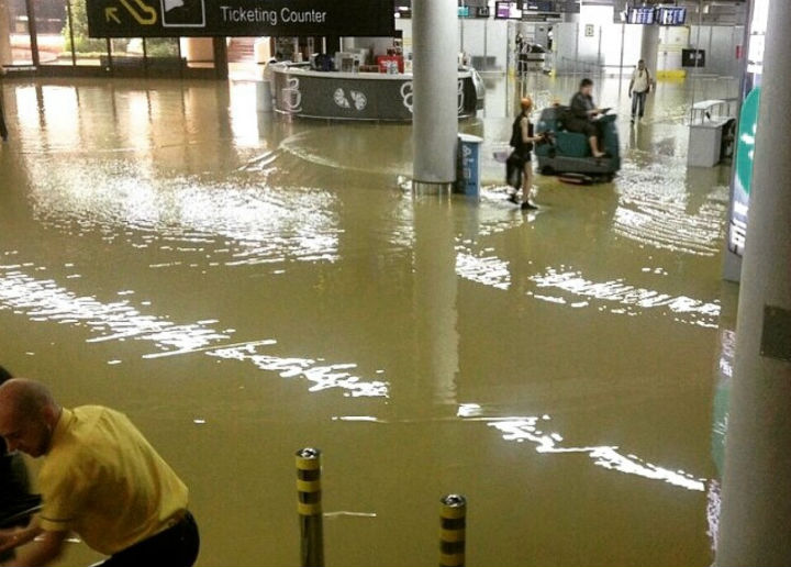 Aerodrom u Sočiju pod vodom (photo: Instagram zhanna_bardavelidze) 