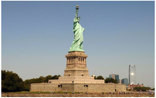 Kip Slobode, u Njujorku, najvećem gradu SAD, a visok je 93 metra (Foto: Screenshot)