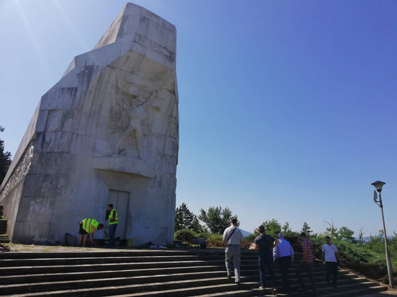 Бања Лука: Обнова споменика палим борцима на Бањ брду