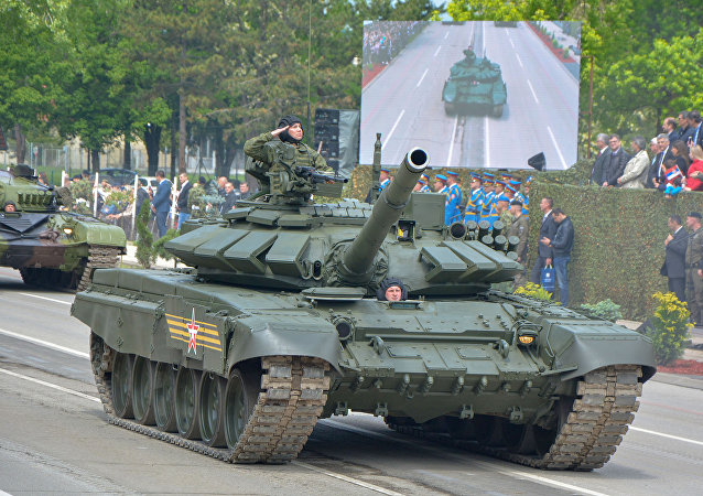 Руски тенк Т-72 (фото: Sputnik / Радоје Пантовић)