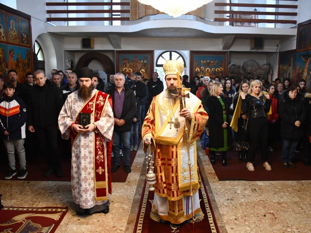 Vaskrs u Bosanskom Petrovcu 
