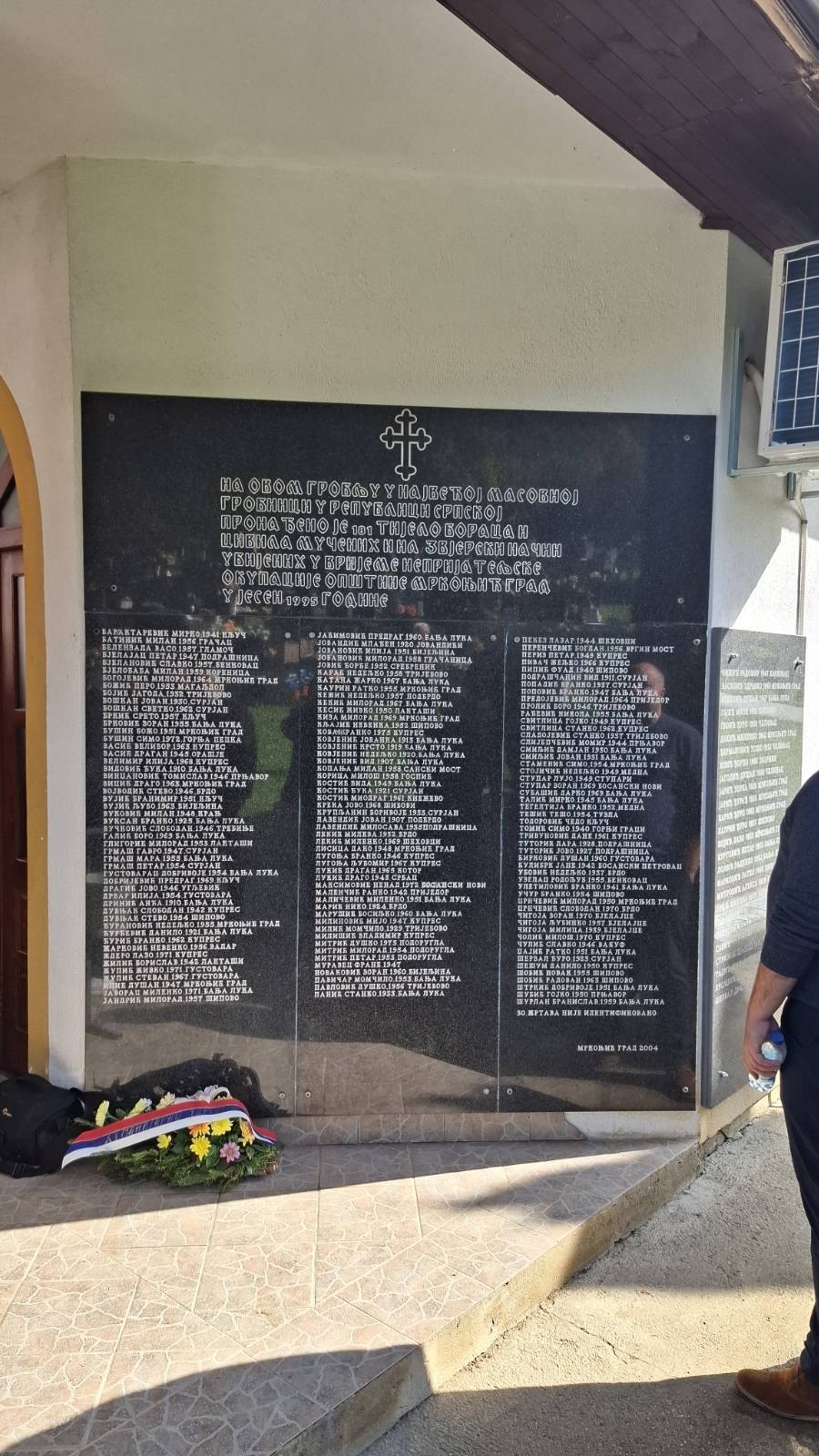 Spomenik u Mrkonjić Gradu (Foto: RTRS)