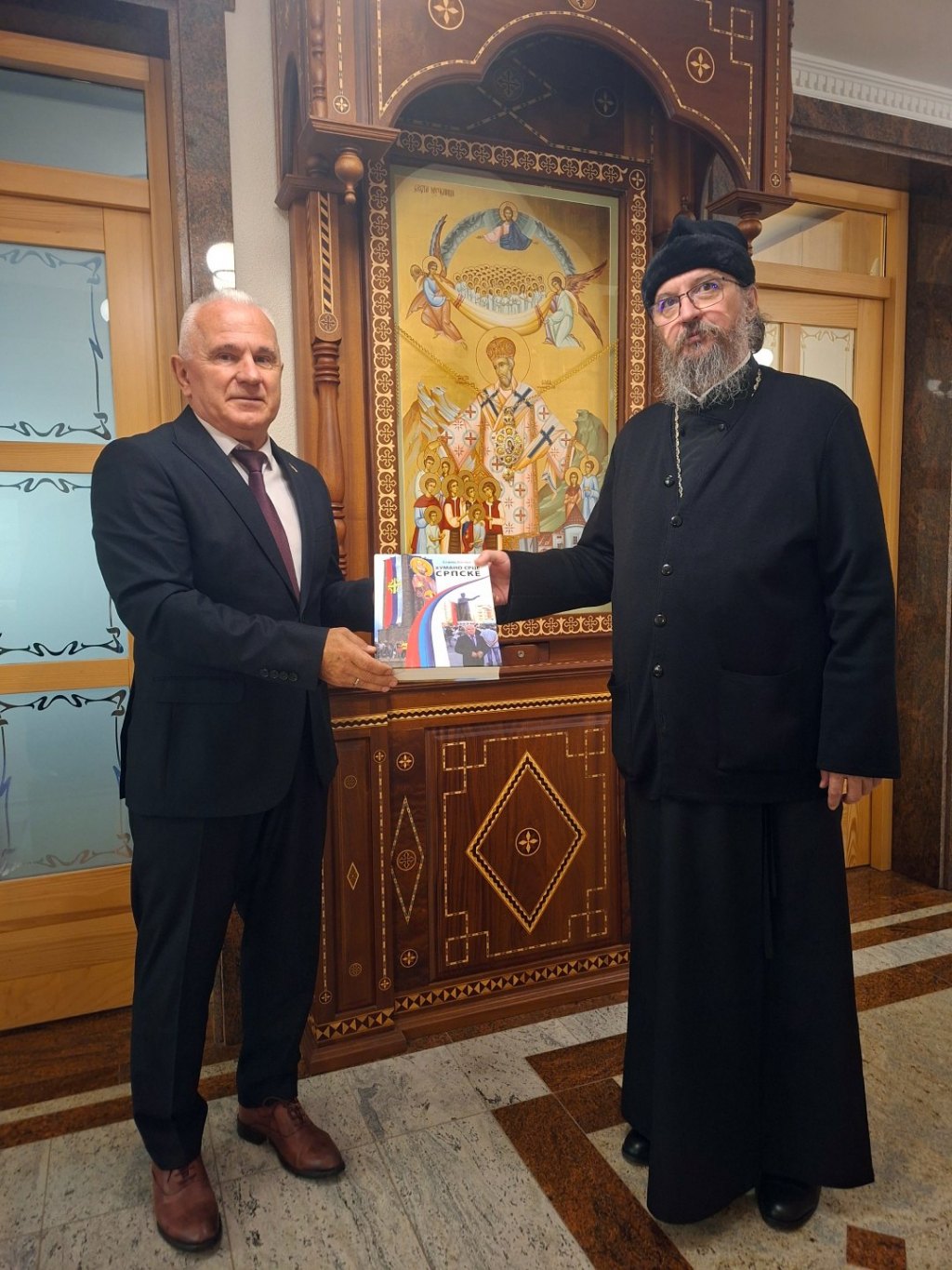 Milorad Arlov i episkop gornjokarlovački Gerasim (Ustupljena fotografija )