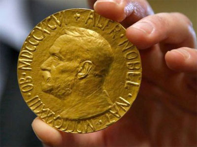 Медаља-Нобелова награда - Фото: AP