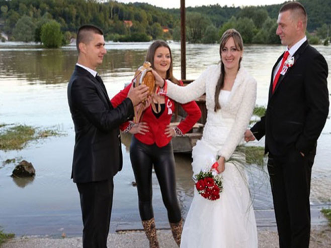 Neobično vjenčanje (Foto: D. Stojnić) 