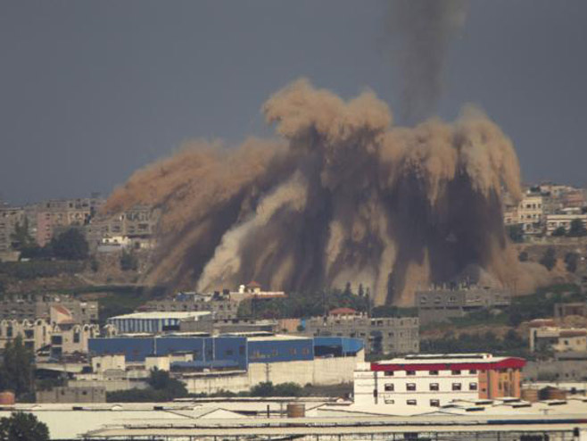 Израелски удар на Газу - Фото: AP