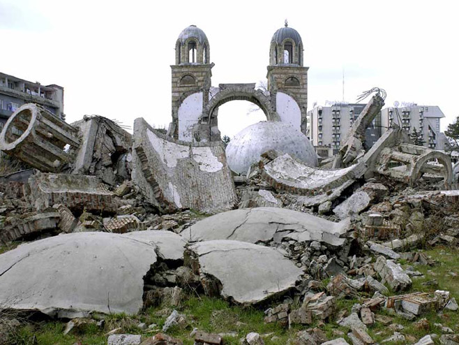 Порушена црква на Косову (фото: www.kosovo.net) - 