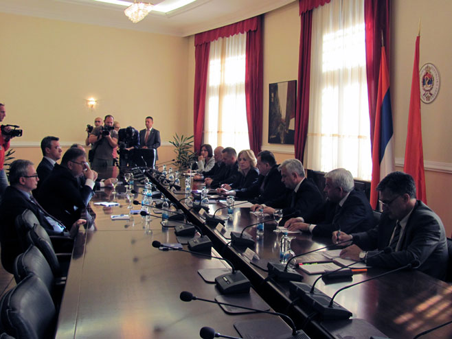 Sastanak u Palati predsjednika (Foto: Srna)