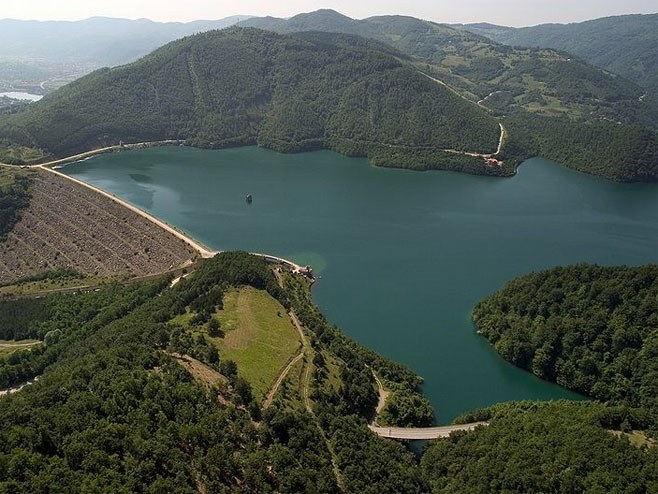 Вјештачко језеро Газиводе на Косову (фото:sr.wikipedia.org) - 