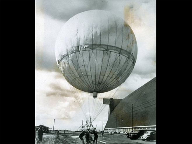 Јapanski balon na koji je prikačena bomba, korišten u Drugom svjetskom ratu (Foto: moffettfieldmuseum.org) 