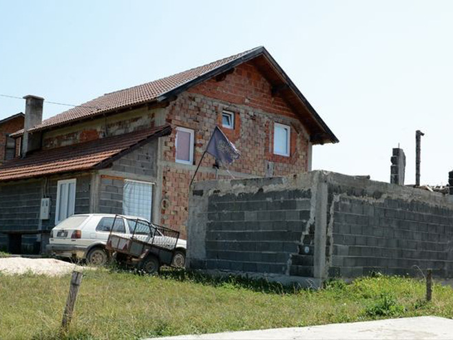 Село Ошве у Босни и Херцеговини (Фото: mirror.co.uk) - 