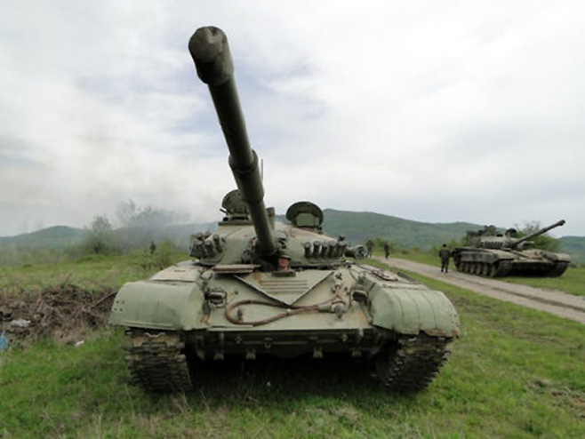 Тенкови (Фото: mod.gov.ba) - 
