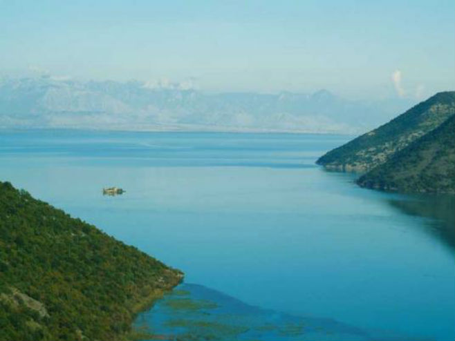 Скадарско језеро