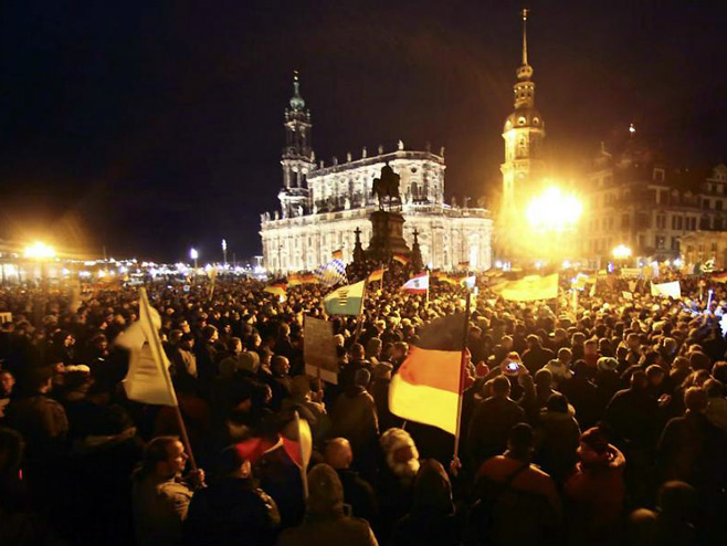 Дрезден - протести