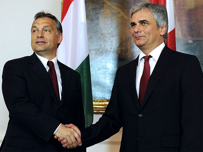 Виктор Орбан и Вернер Фајман   (Фото:APA/HANS KLAUS TECHT ) - 