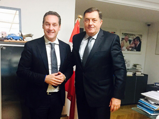Predsjednik Republike Srpske Milorad Dodik i lider Slobodarske partije Austrije /FPO/ Hajnc-Kristijan Štrahe (Foto: SRNA)