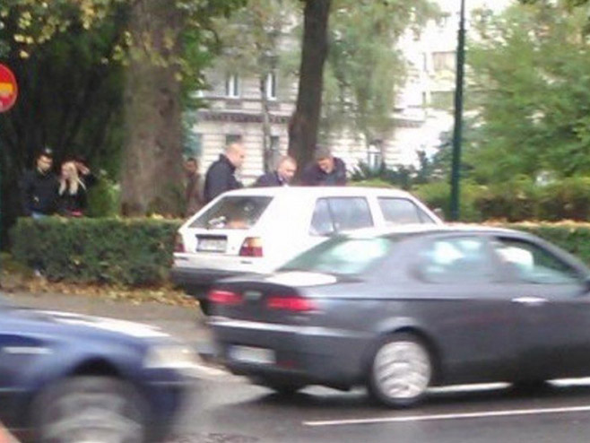 Хапшење испред Предсједништва БиХ - Фото: nezavisne novine
