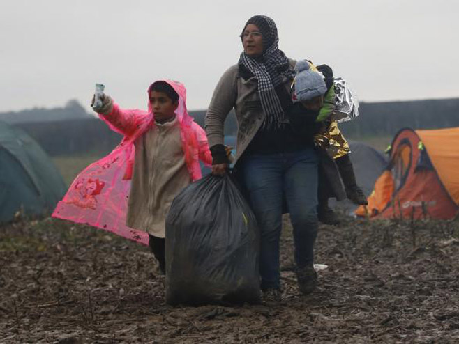Мигранти - Фото: AP