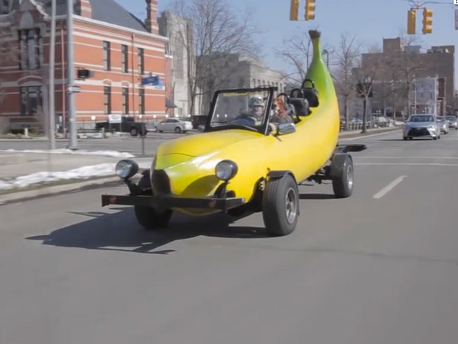 Аутомобил банана - Фото: Screenshot/YouTube