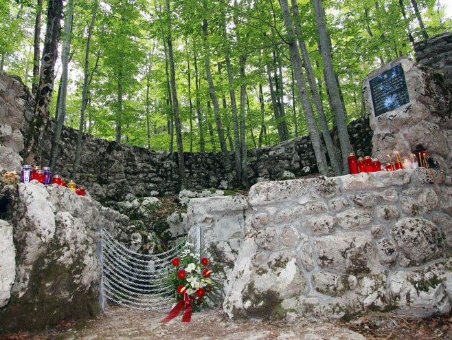 Шаранова јама (фото: www.panoramio.com) - 