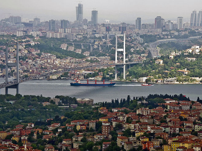 Поглед на Истанбул и мореуз Босфор (Фото: Sputnik/Руслан Кривобок) - 