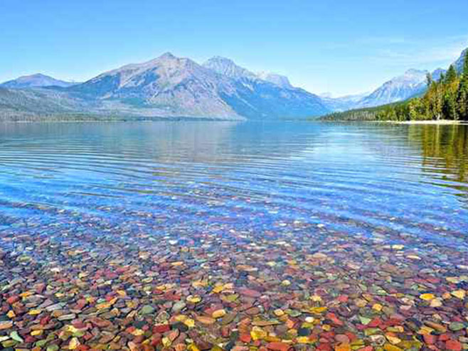 Шарени каменчићи језера МekДоналд (фото:zanimljivostidana.com) - 