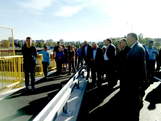 Dodik na otvaranju nadvožnjaka u Prijedoru (Foto: RTRS)