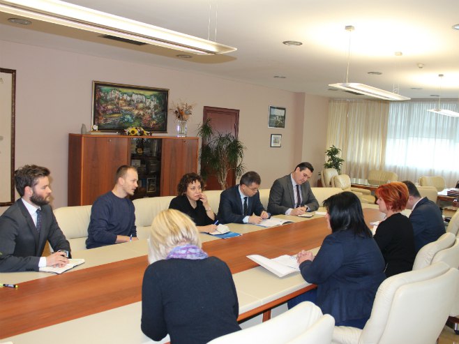 Састанак са резидентном представницом УНДП у БиХ  и њеним замјеником - Фото: РТРС