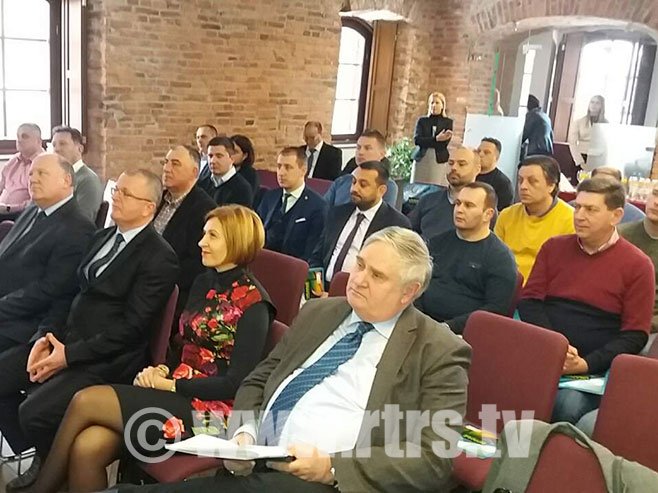 Други дан посјете Делегација Владе РС састала се са предузетницима из Велења. - Фото: РТРС
